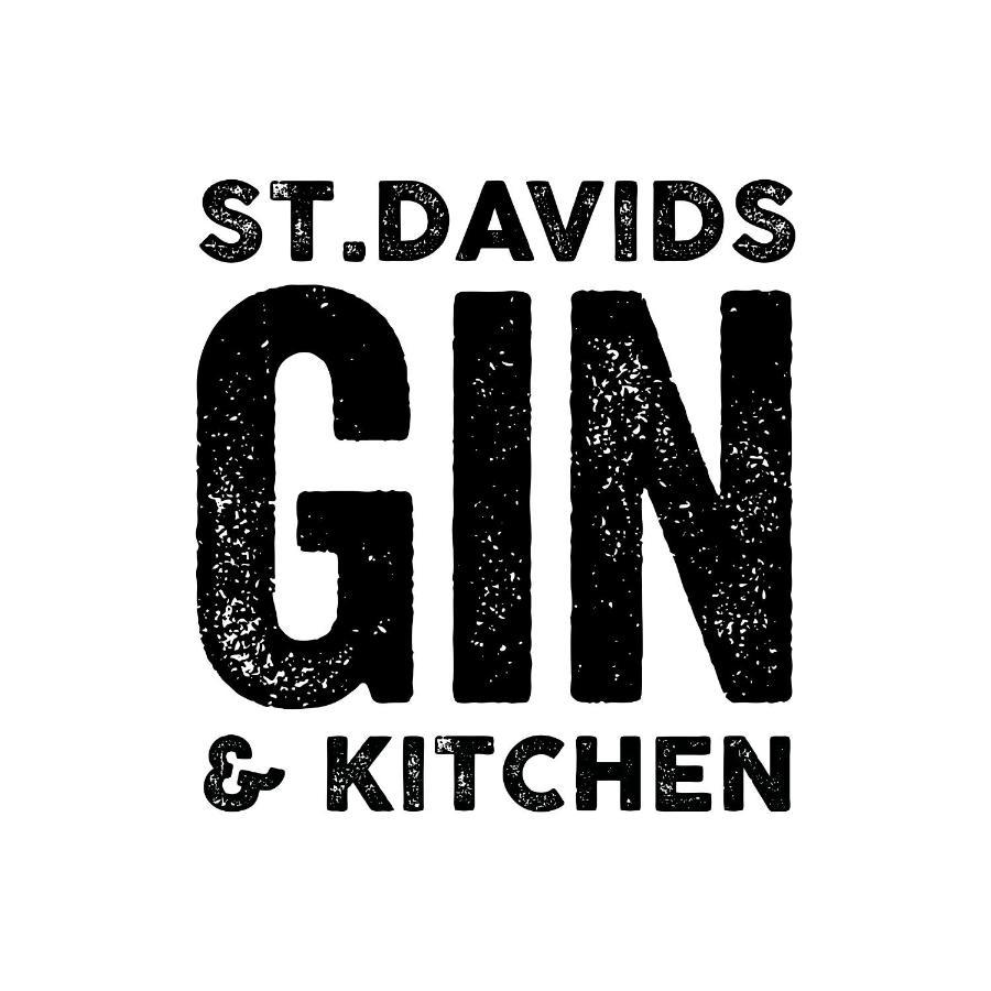 St Davids Gin & Kitchen - The Cathedral Villas Extérieur photo
